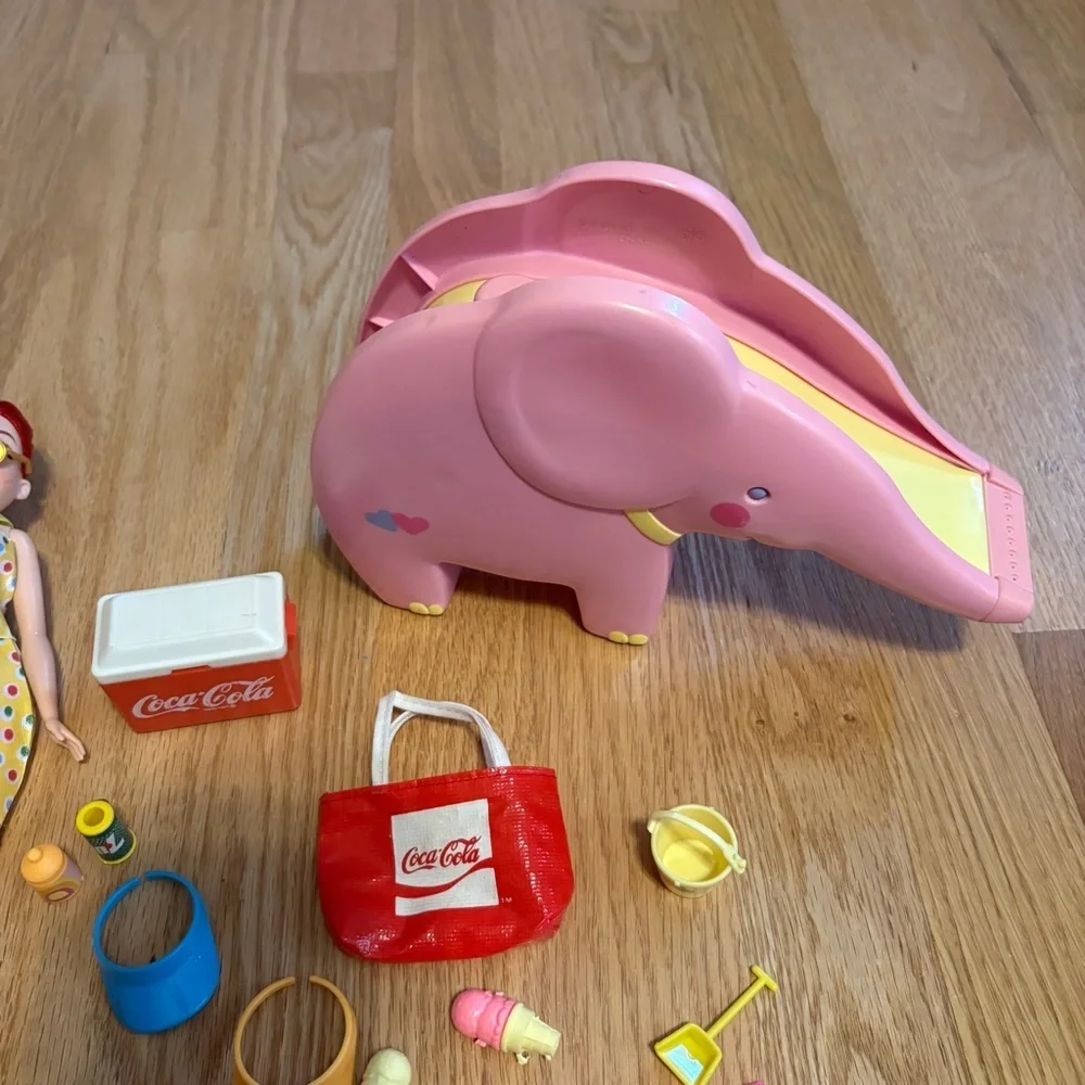 Barbie Vintage Coca Cola Cooler Bag Summer Set Heart Family Sunshine Fun